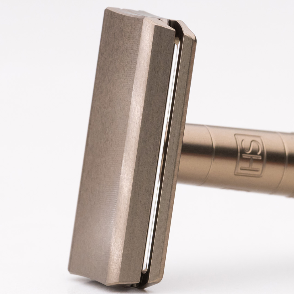 Henson Aluminum AL13 Tan Medium Safety Razor.